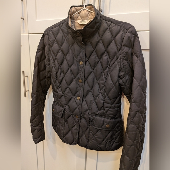 Eddie Bauer quilted jacket. - Picture 3 of 8